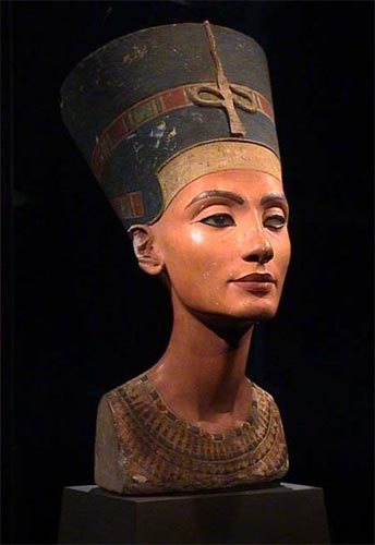 20080211190236-nefertiti.jpg