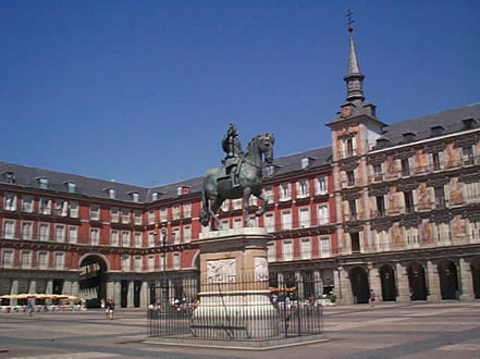 20080303203335-tacca-filippo-di-spagna-iii-madrid-plaza-mayor-1616-.jpg
